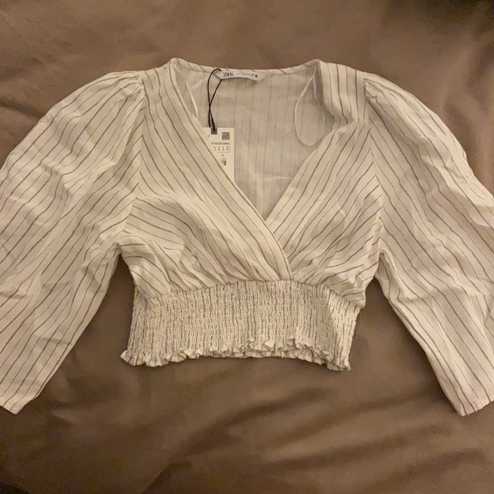 Striped linen top from Zara. Tags on it. Small